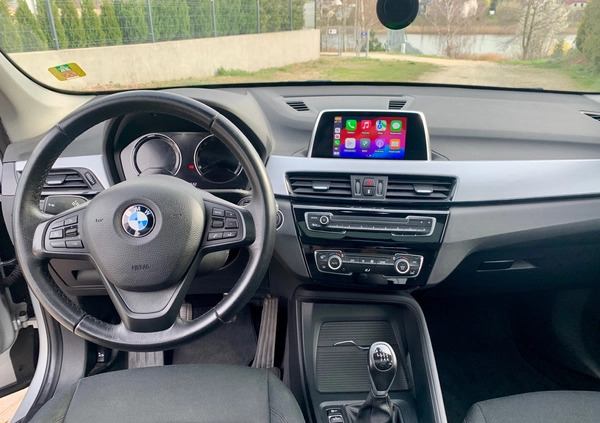 BMW X1 cena 66900 przebieg: 129900, rok produkcji 2018 z Radomsko małe 154